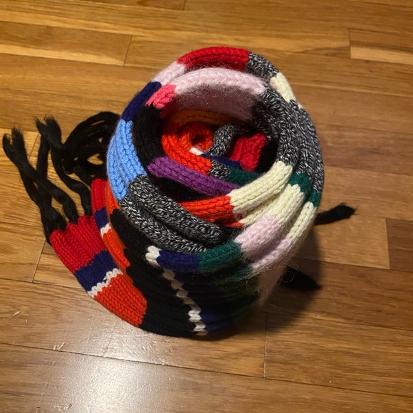 Burberry scarf - Picture 3 of 5